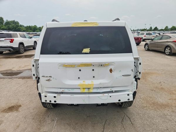 2016 JEEP PATRIOT Latitude