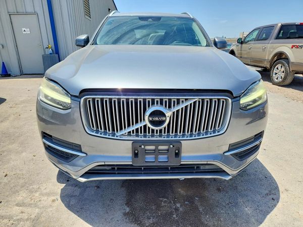 2016 VOLVO XC90