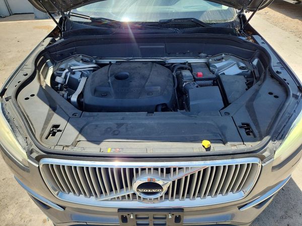 2016 VOLVO XC90