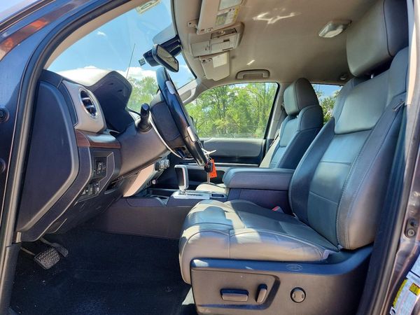 2018 TOYOTA TUNDRA Limited