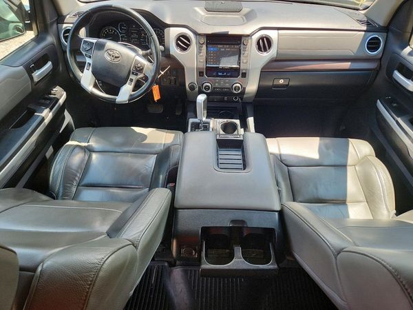 2018 TOYOTA TUNDRA Limited