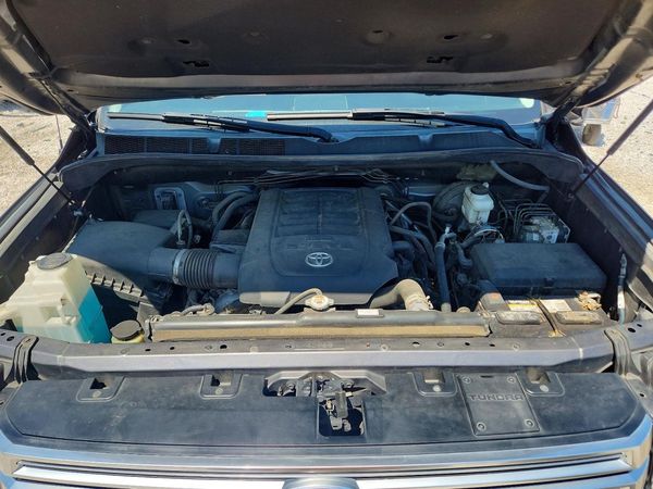 2018 TOYOTA TUNDRA Limited