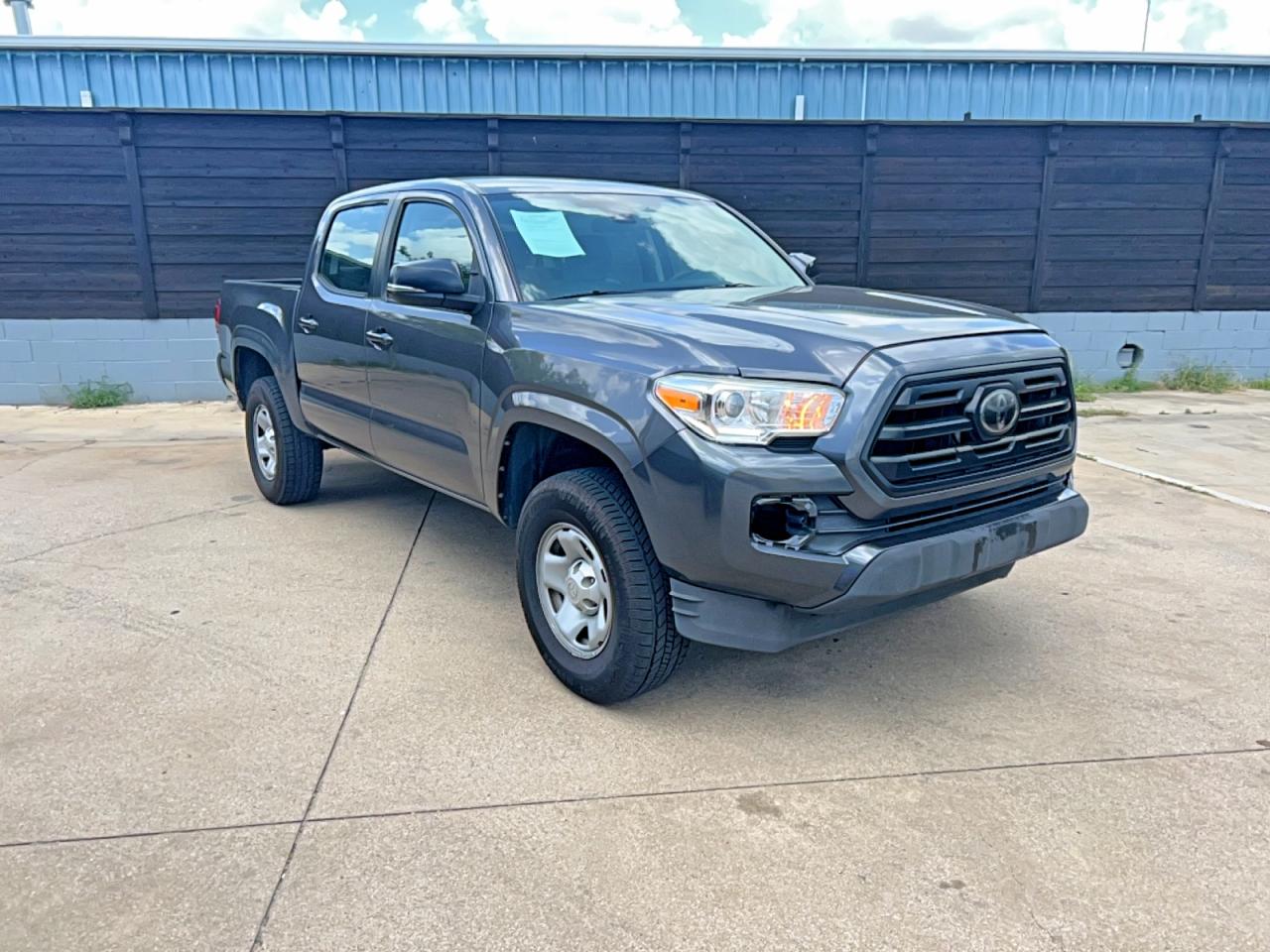 2018 TOYOTA TACOMA SR/SR5