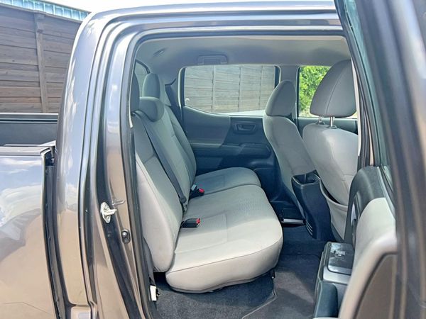 2018 TOYOTA TACOMA SR/SR5