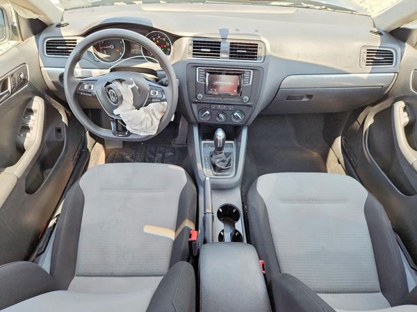 2017 VOLKSWAGEN JETTA