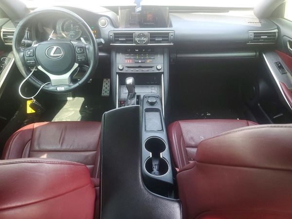 2019 LEXUS IS 300