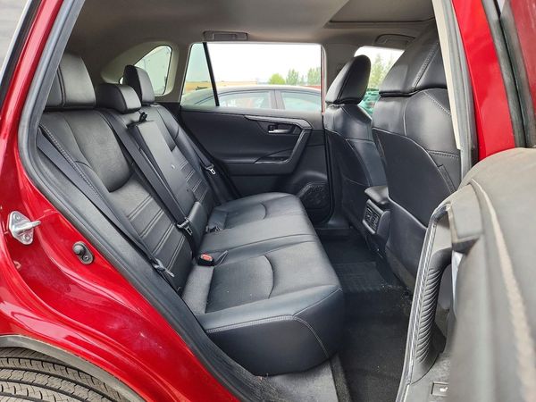 2021 TOYOTA RAV4 Limited HV