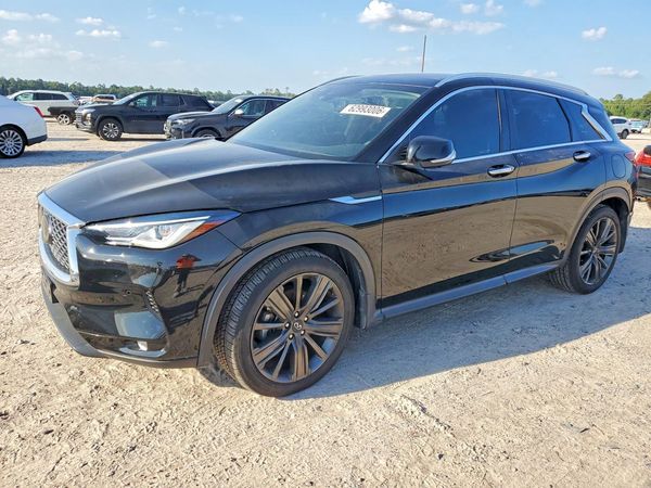 2022 INFINITI QX50 Essential