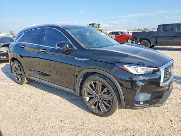 2022 INFINITI QX50 Essential