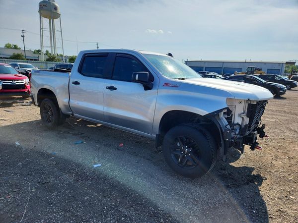 2021 CHEVROLET SILVERADO Trail Boss - LT — Passenger 3/4