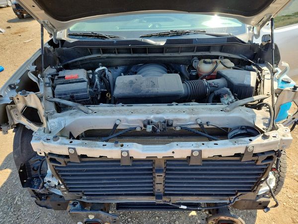 2021 CHEVROLET SILVERADO Trail Boss - LT — Engine bay