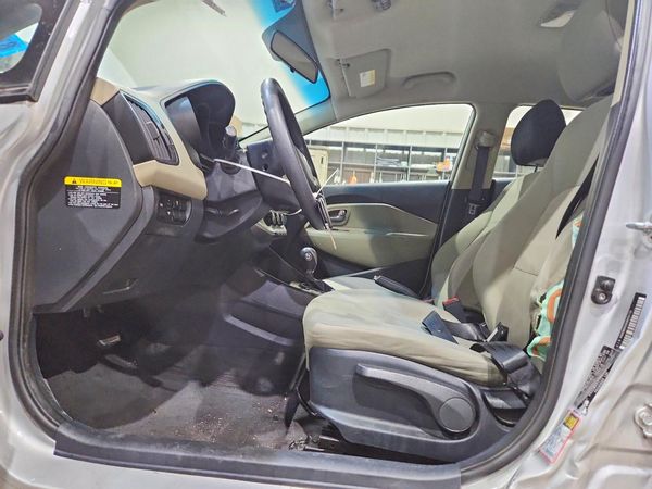 2017 KIA RIO LX