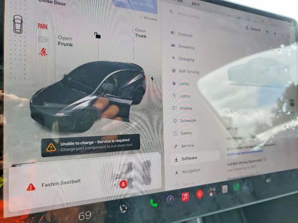 2026 TESLA MODEL Y
