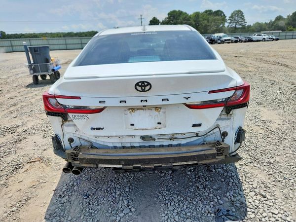 2025 TOYOTA CAMRY