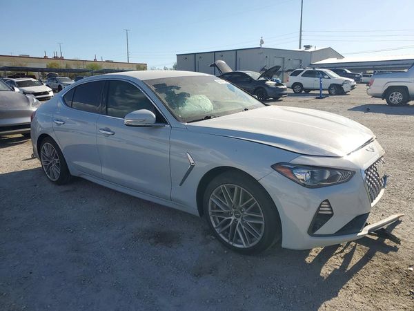 2020 GENESIS G70 2.0T — Passenger 3/4