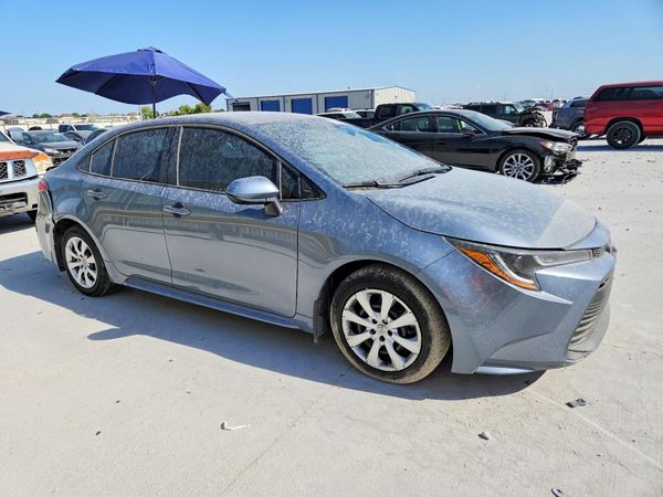 2025 TOYOTA COROLLA