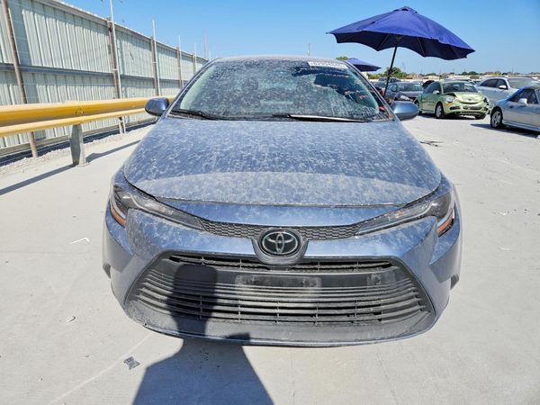 2025 TOYOTA COROLLA