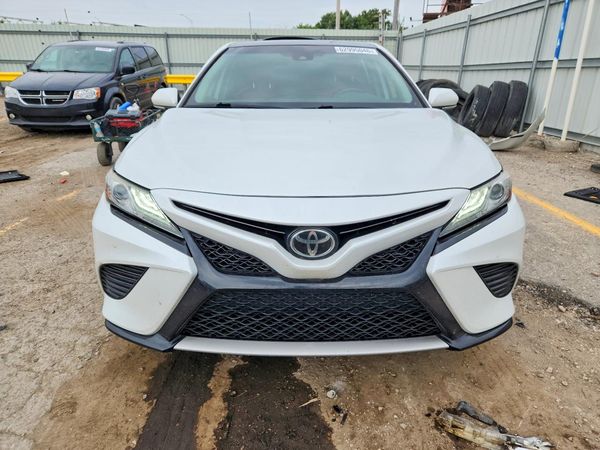 2019 TOYOTA CAMRY