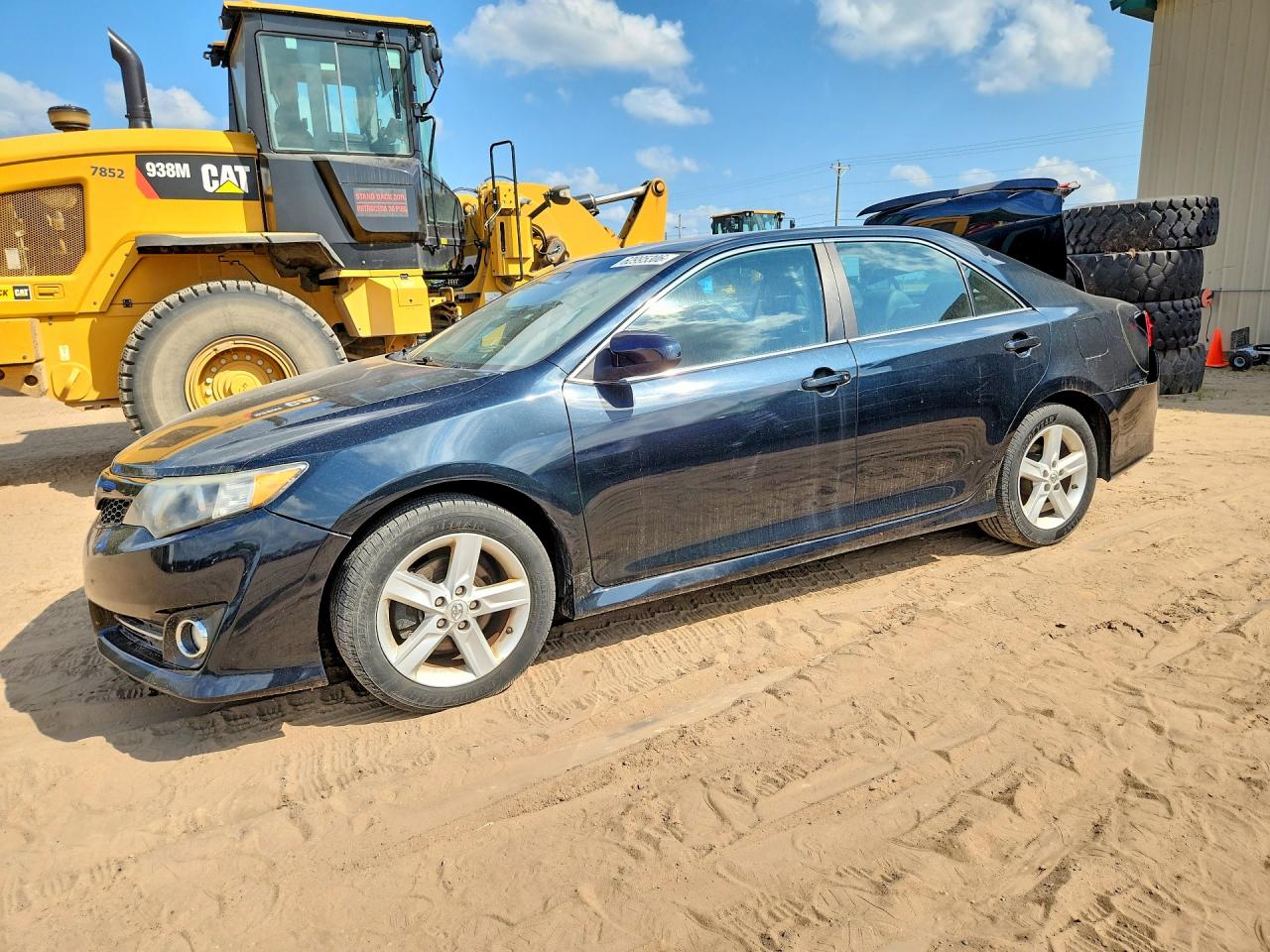 2013 TOYOTA CAMRY