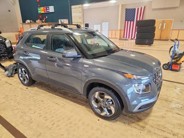 2026 HYUNDAI VENUE SEL, SEL w/ 2-Tone Roof