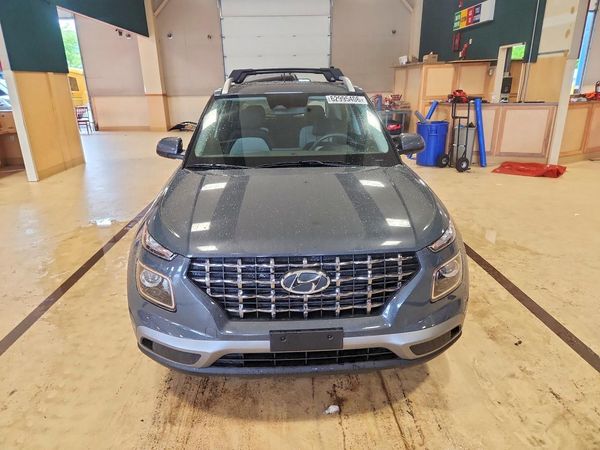 2026 HYUNDAI VENUE SEL, SEL w/ 2-Tone Roof