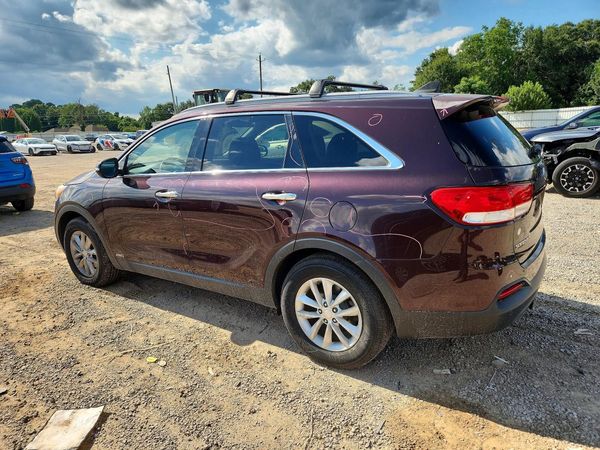 2016 KIA SORENTO L / LX