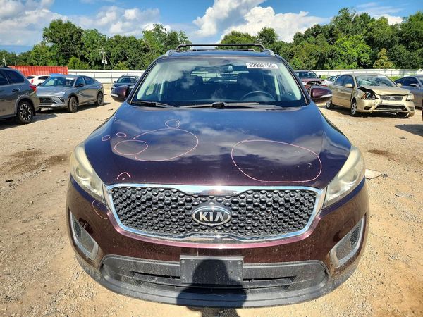 2016 KIA SORENTO L / LX