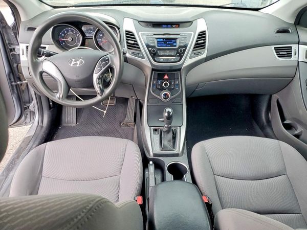 2015 HYUNDAI ELANTRA