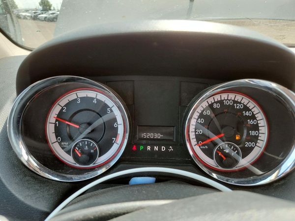 2013 DODGE GRAND CARAVAN SE