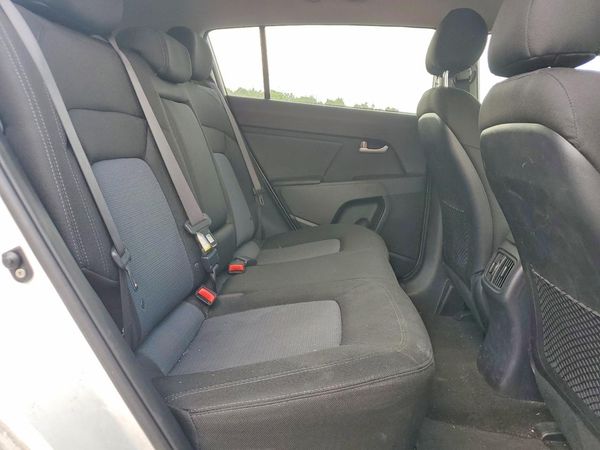 2016 KIA SPORTAGE LX w/Popular Pkg