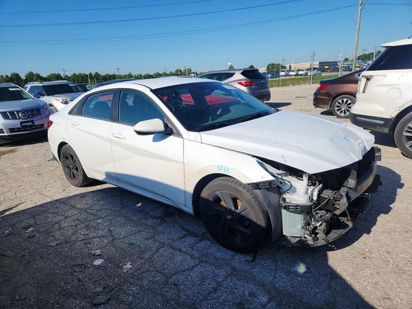 2021 HYUNDAI ELANTRA SEL