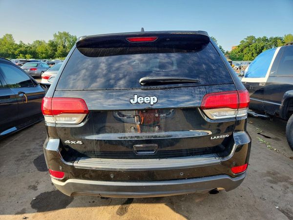 2020 JEEP CHEROKEE Laredo — DIRR