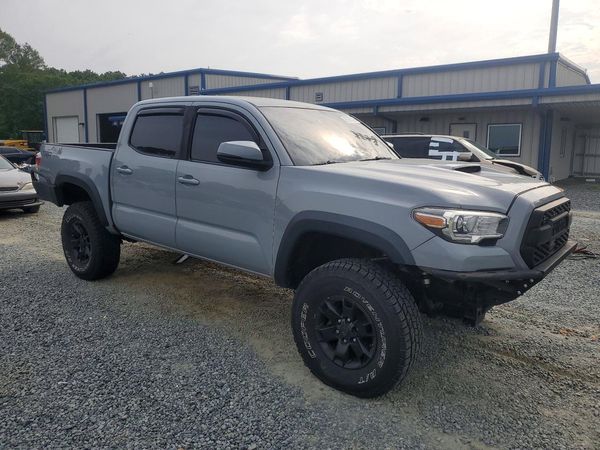 2019 TOYOTA TACOMA SR5