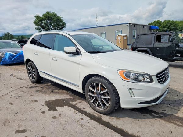 2016 VOLVO XC60