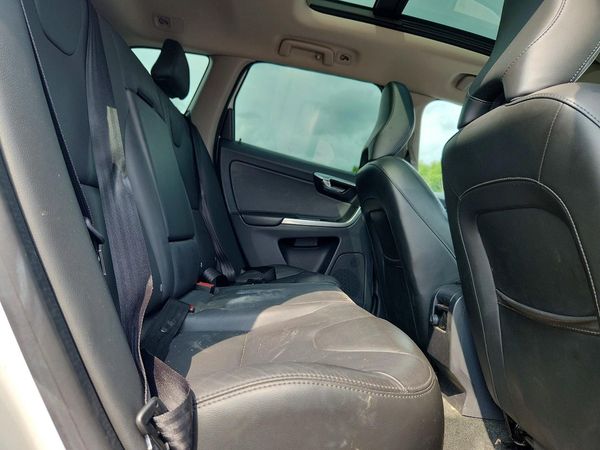 2016 VOLVO XC60
