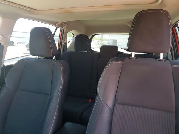 2015 TOYOTA RAV4 XLE (M Grade)