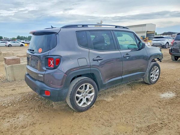 2017 JEEP RENEGADE LATITUDE 4X4