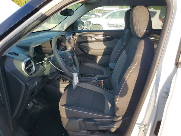 2025 CHEVROLET TRAILBLAZER LS
