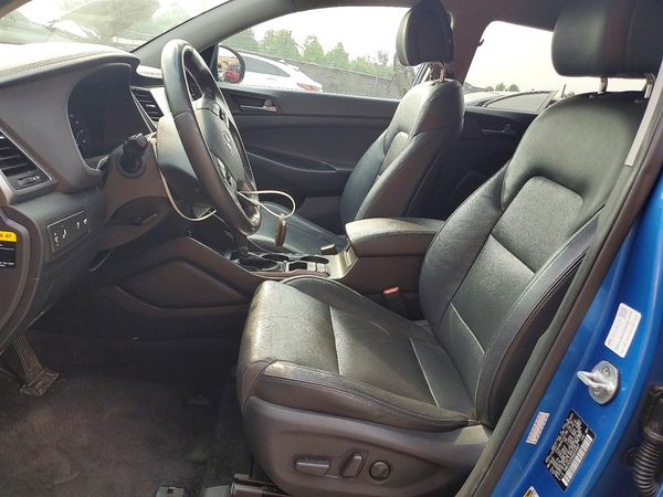 2016 HYUNDAI TUCSON