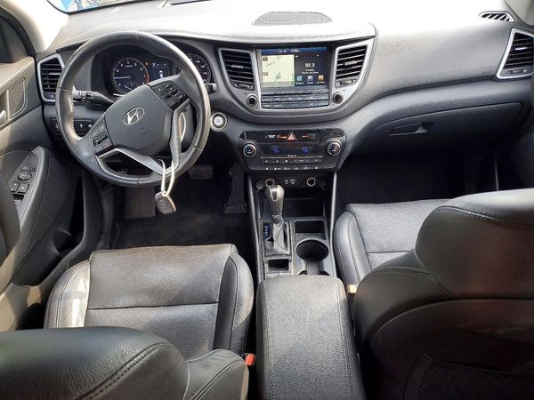 2016 HYUNDAI TUCSON