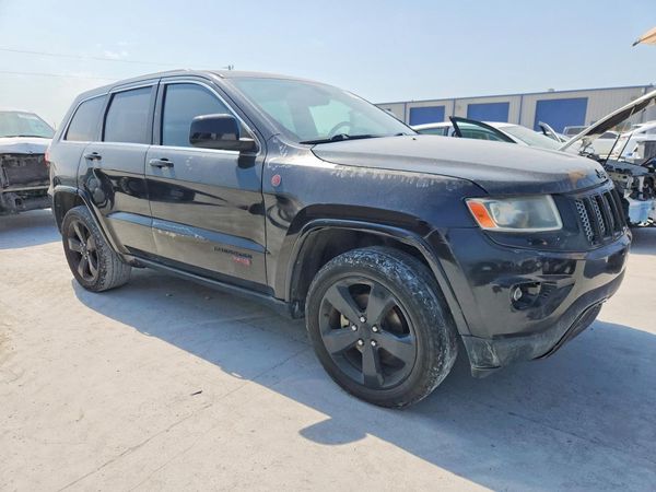 2015 JEEP GRAND CHEROKEE LAREDO 4X4