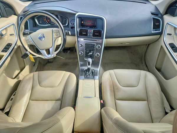 2016 VOLVO XC60