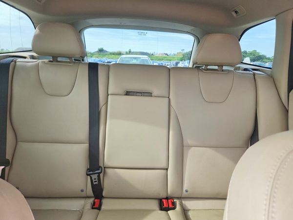 2016 VOLVO XC60