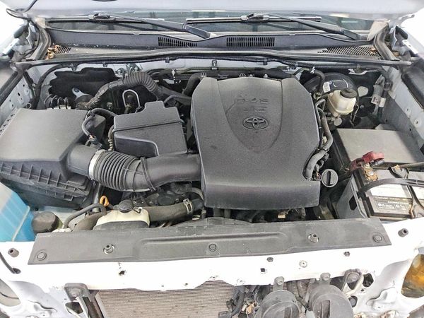 2021 TOYOTA TACOMA SR5