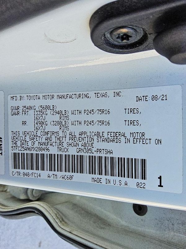 2021 TOYOTA TACOMA SR5