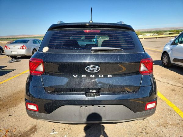 2025 HYUNDAI VENUE SEL, Limited