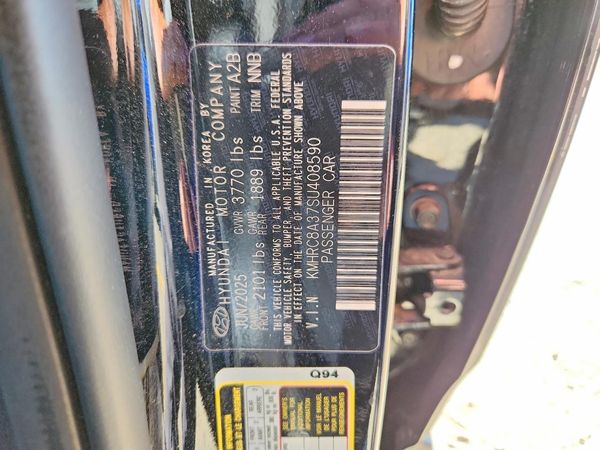 2025 HYUNDAI VENUE SEL, Limited