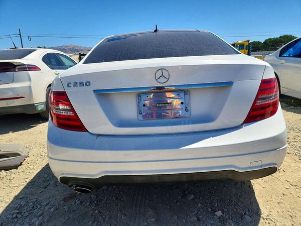 2013 MERCEDES-BENZ C C250
