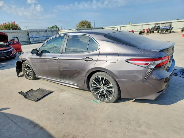 2019 TOYOTA CAMRY