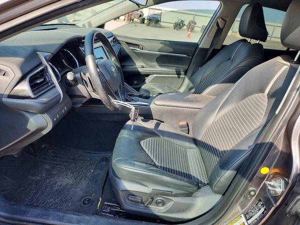 2019 TOYOTA CAMRY